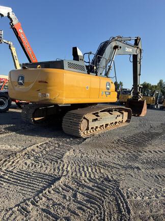 2024 John Deere 350 P-Tier