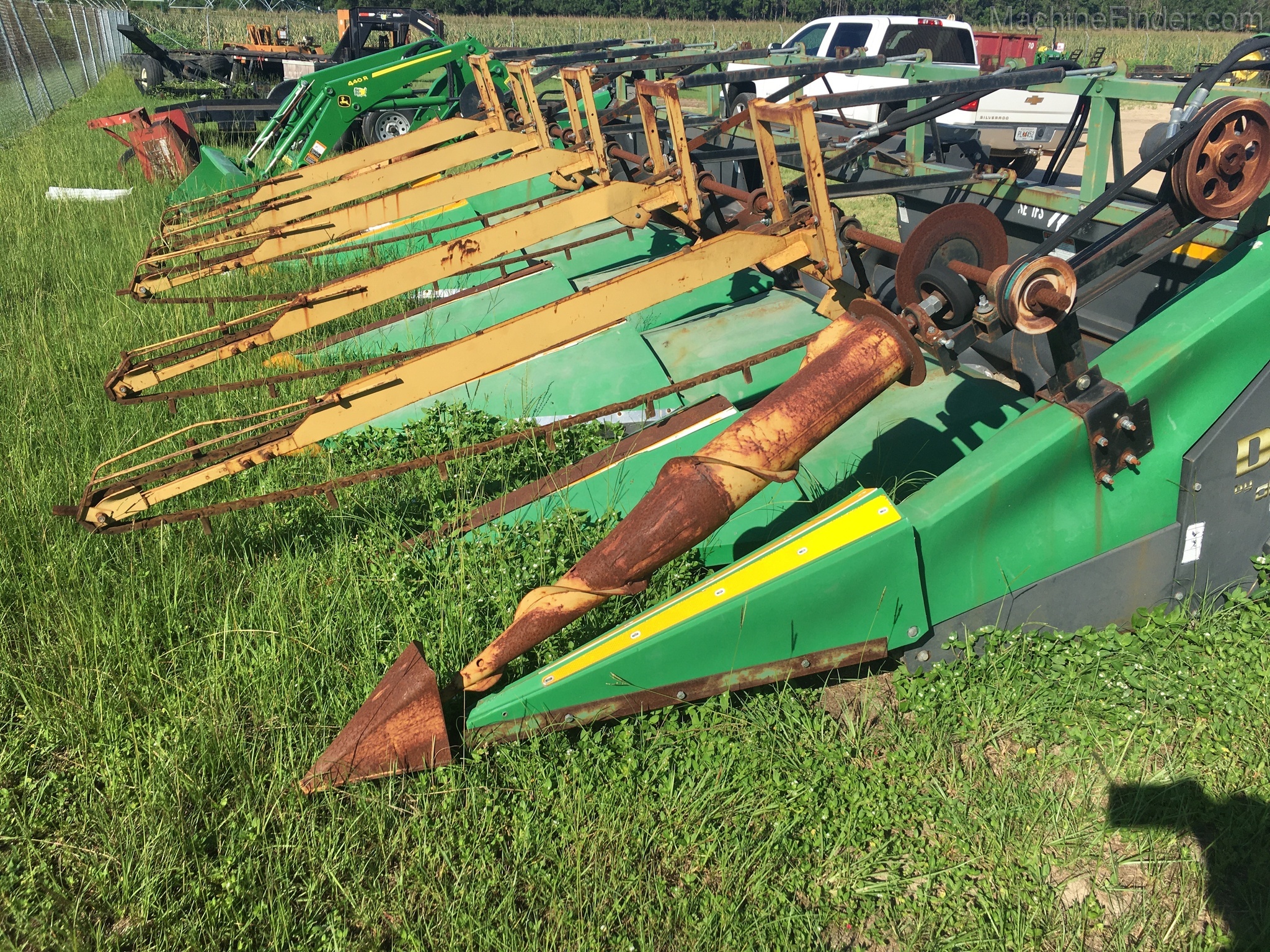 2013 Drago 6 ROW CORN HEAD Image 1