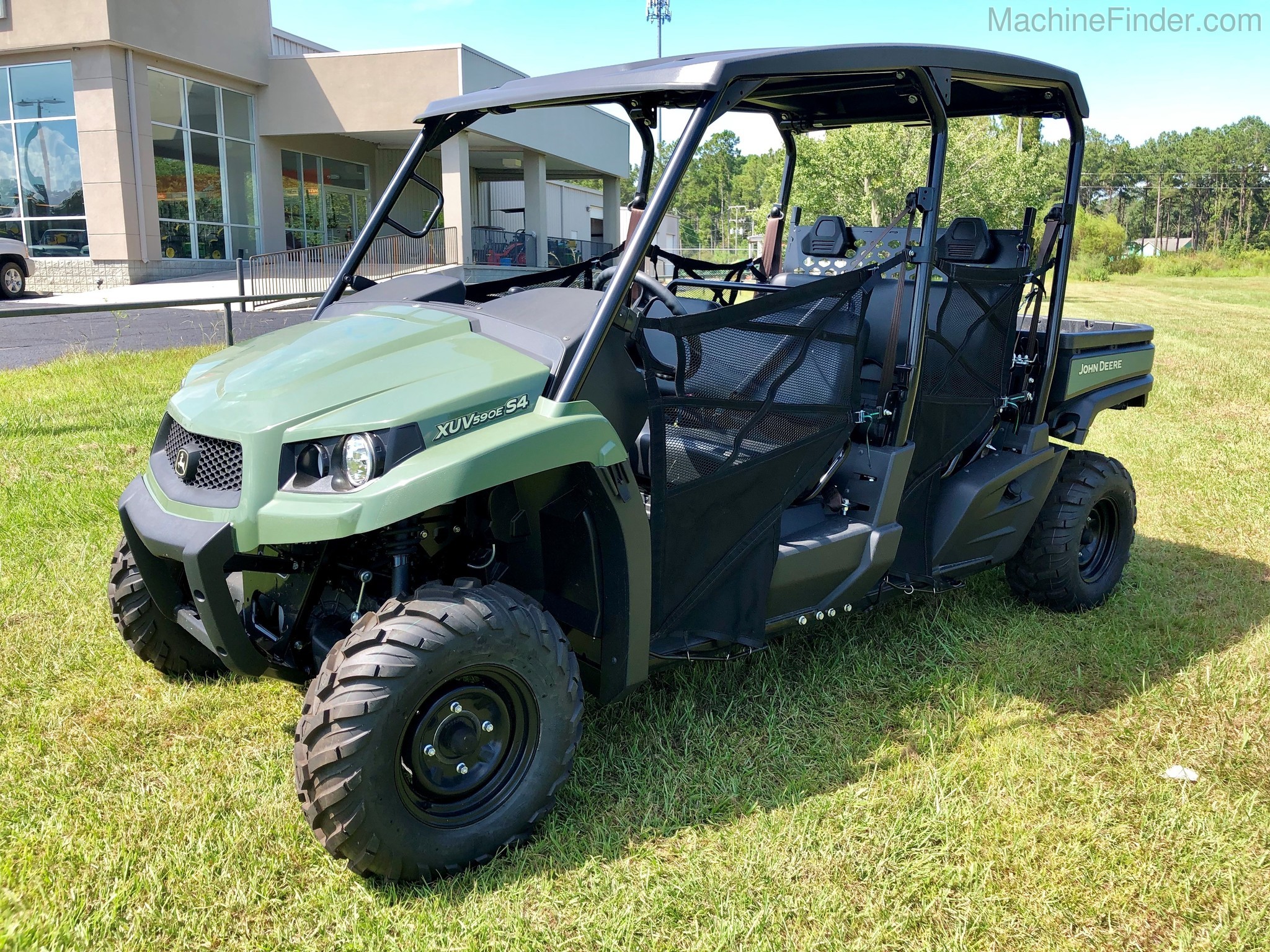 2020 John Deere XUV590E S4 Image 1