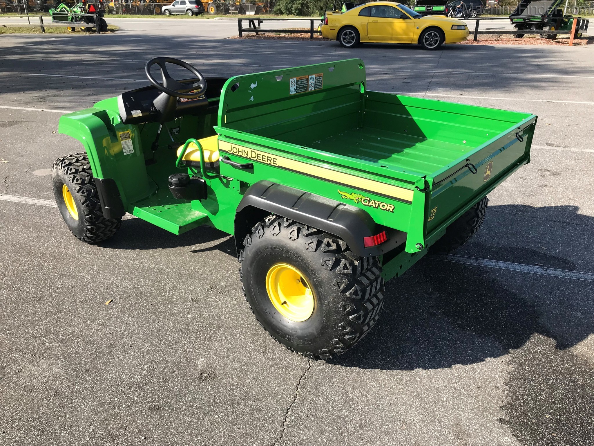2020 John Deere TS Image 3