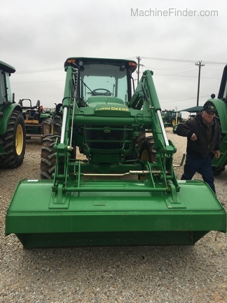 2013 John Deere 5085E Image 2