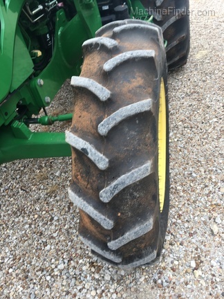 2013 John Deere 5085E Image 4
