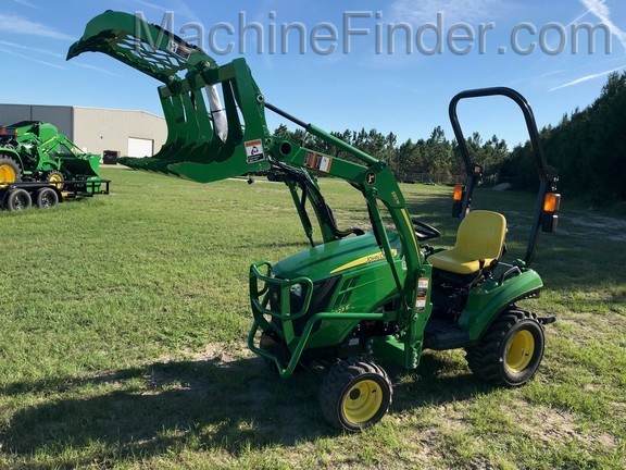 2021 John Deere 1023E grapple Image 2