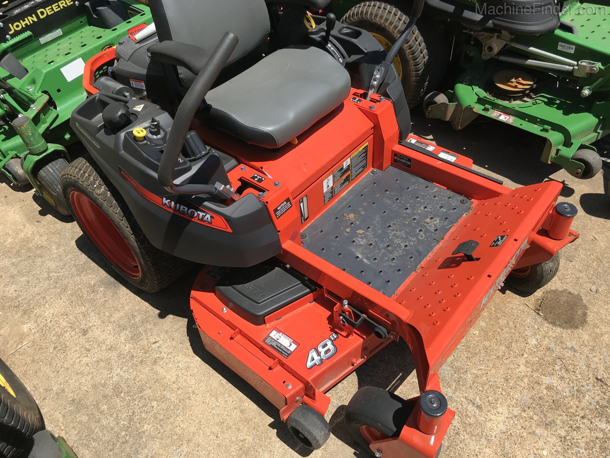 2013 Kubota ZG124E Image 2