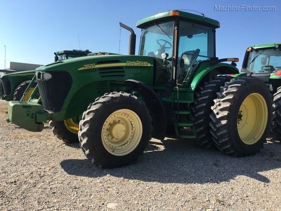 2005 John Deere 7820 Image 3