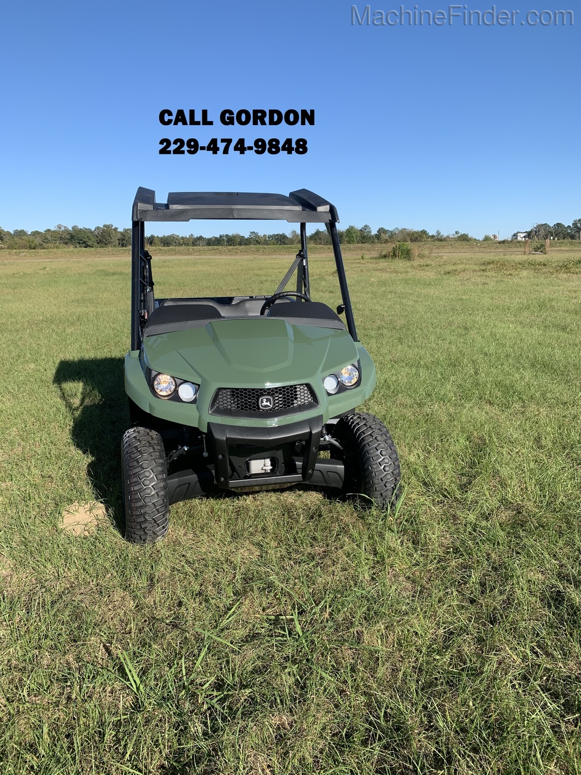 2021 John Deere XUV590E Image 10