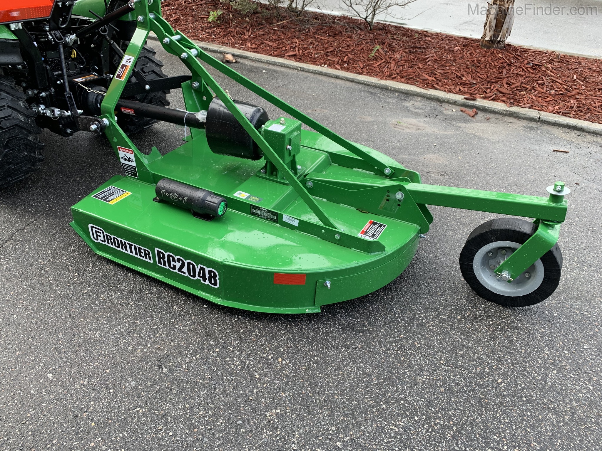 2020 John Deere 1025R Image 7