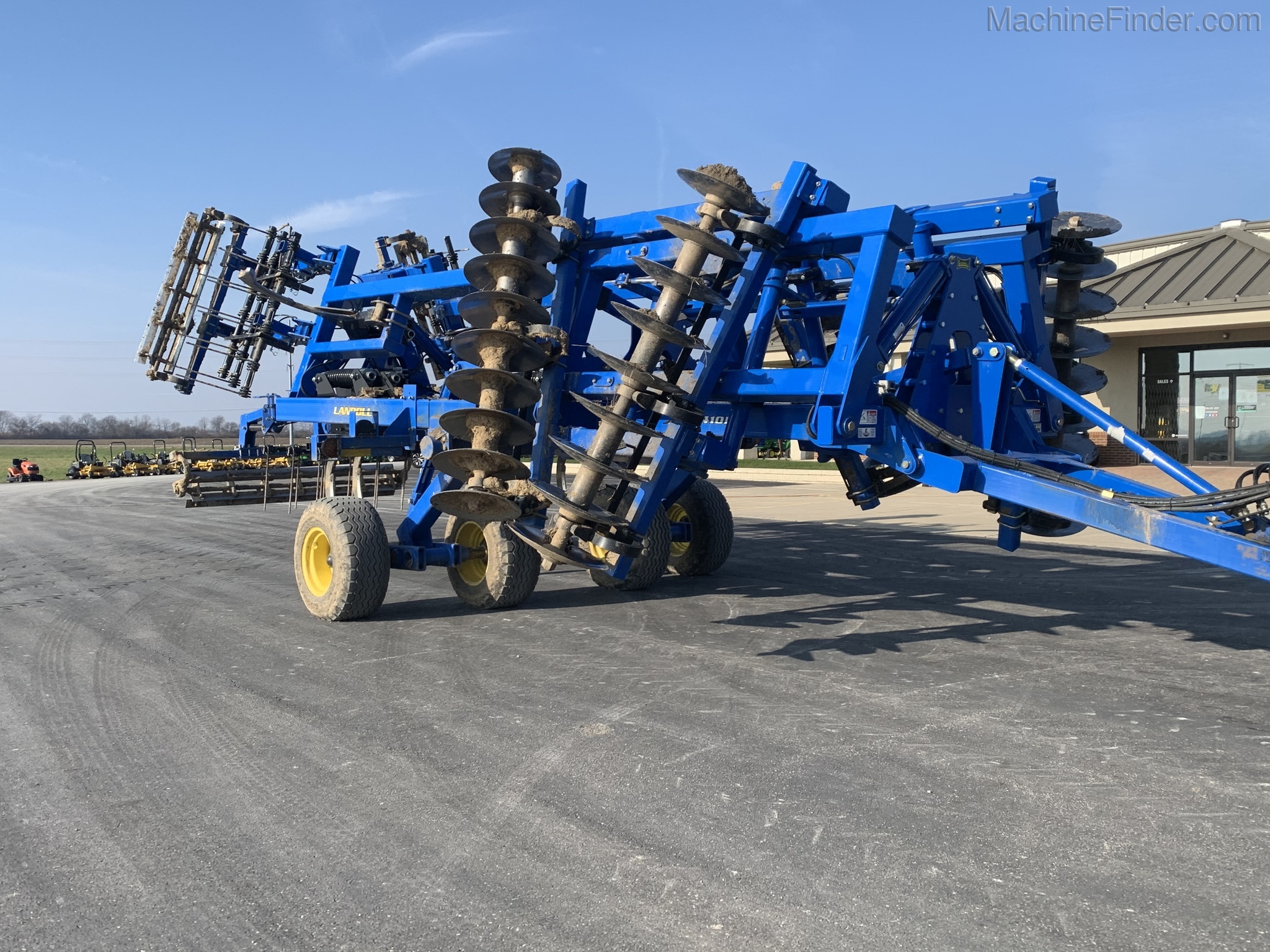 2018 Landoll 2410F Image 1