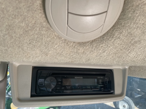 2018 John Deere 5055E Image 7