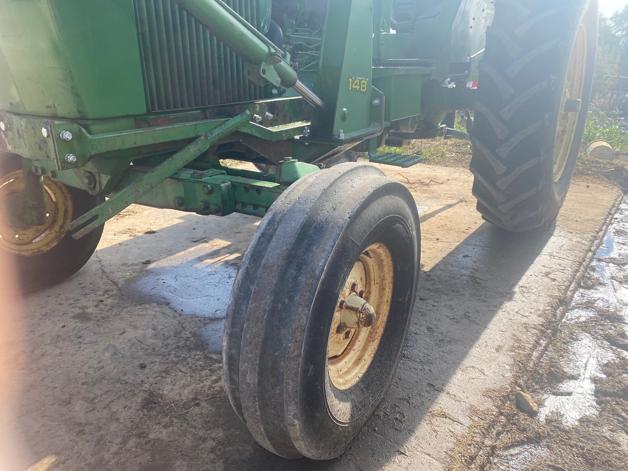John Deere 4030 Image 6