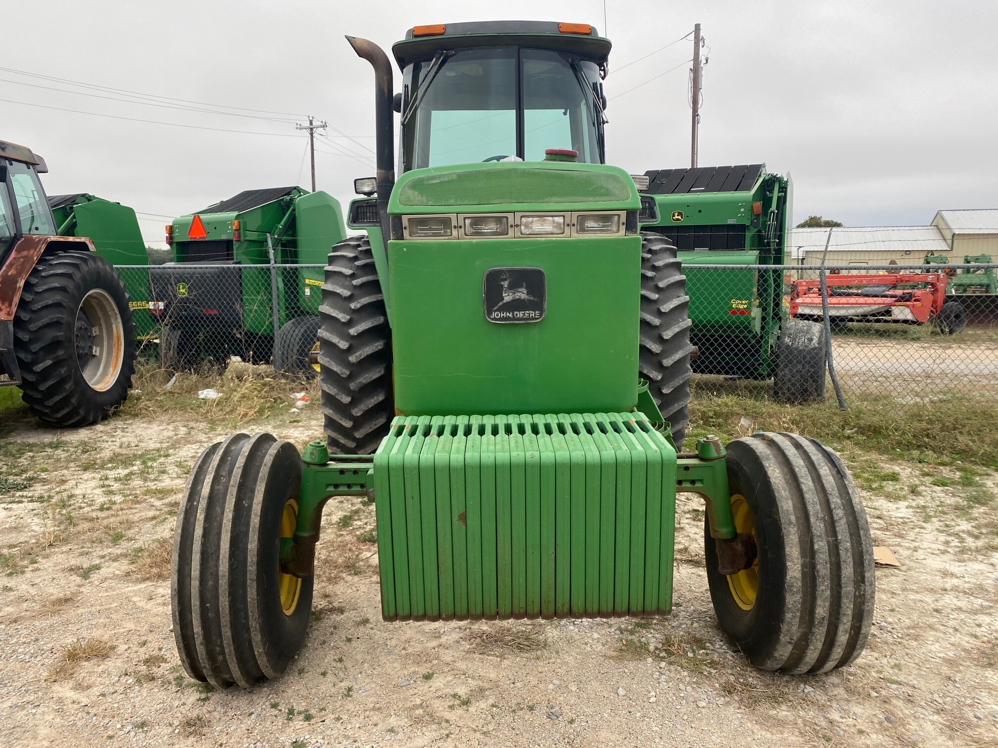 John Deere 4560 Image 6