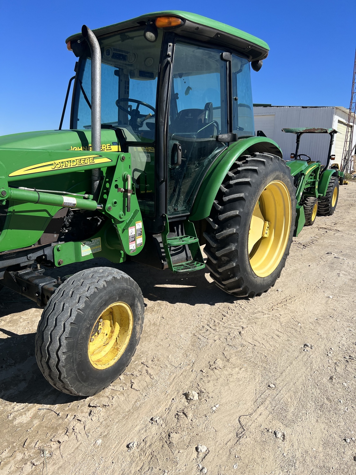 2007 John Deere 5525 Image 2