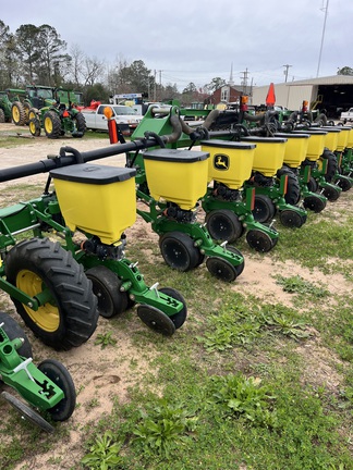 2019 John Deere 1725 Photo 5