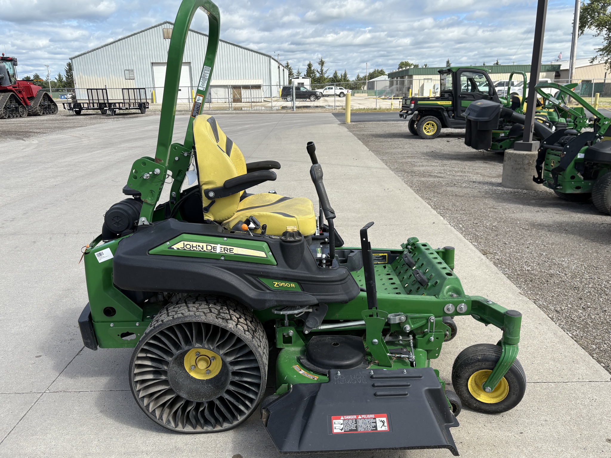 2020 John Deere Z950R Image 4