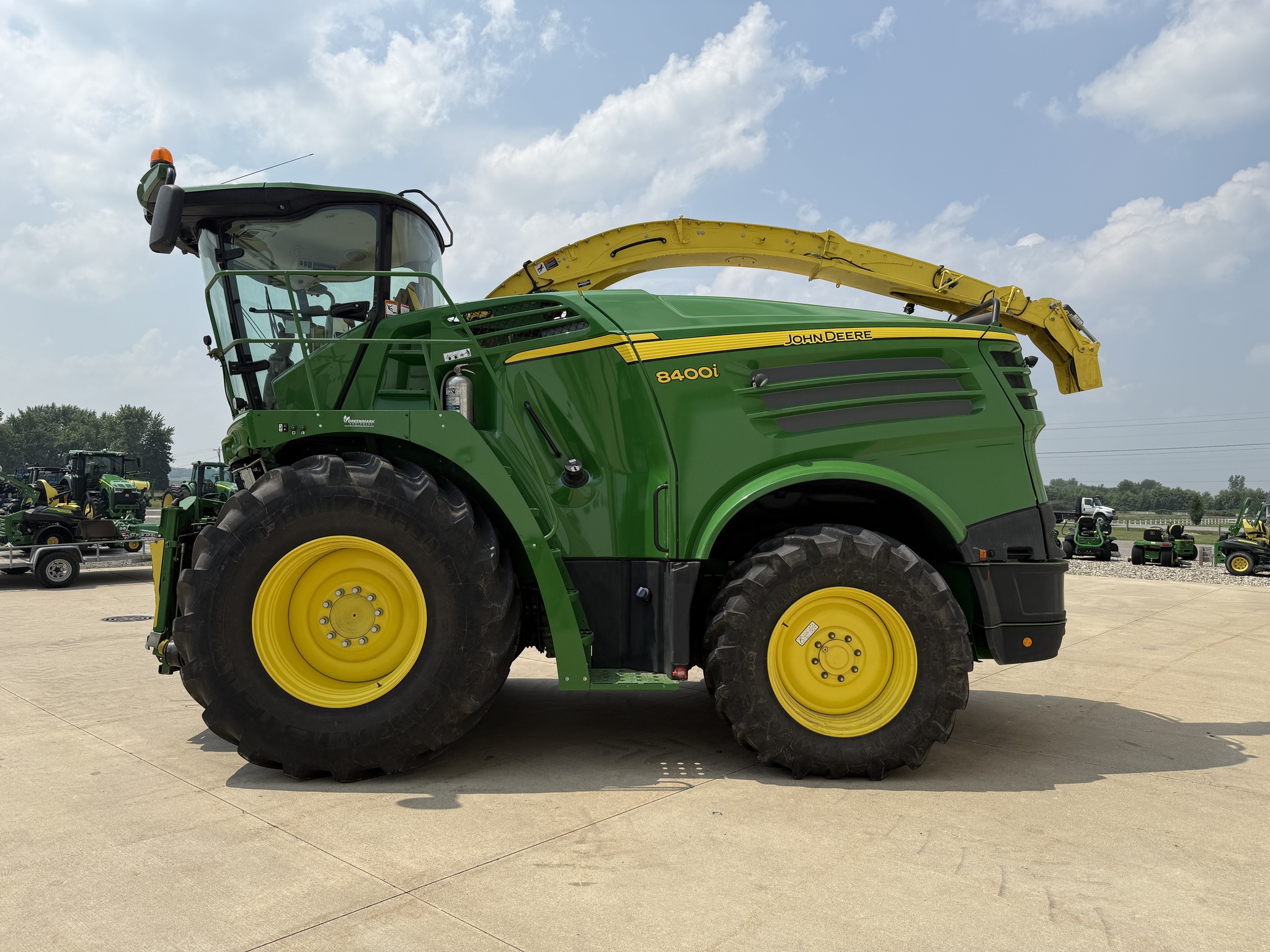 2015 John Deere 8400 Image 6