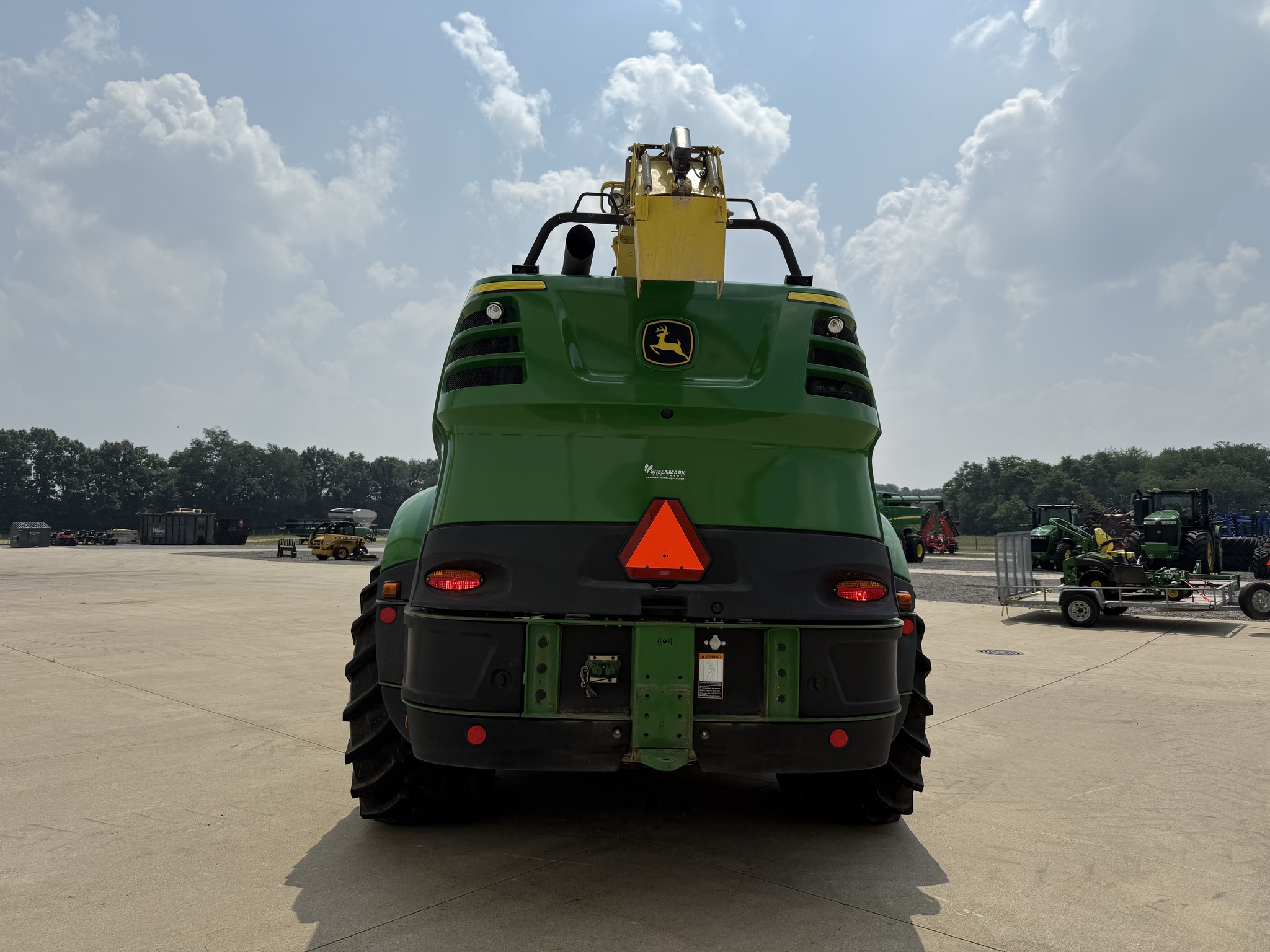 2015 John Deere 8400 Image 4