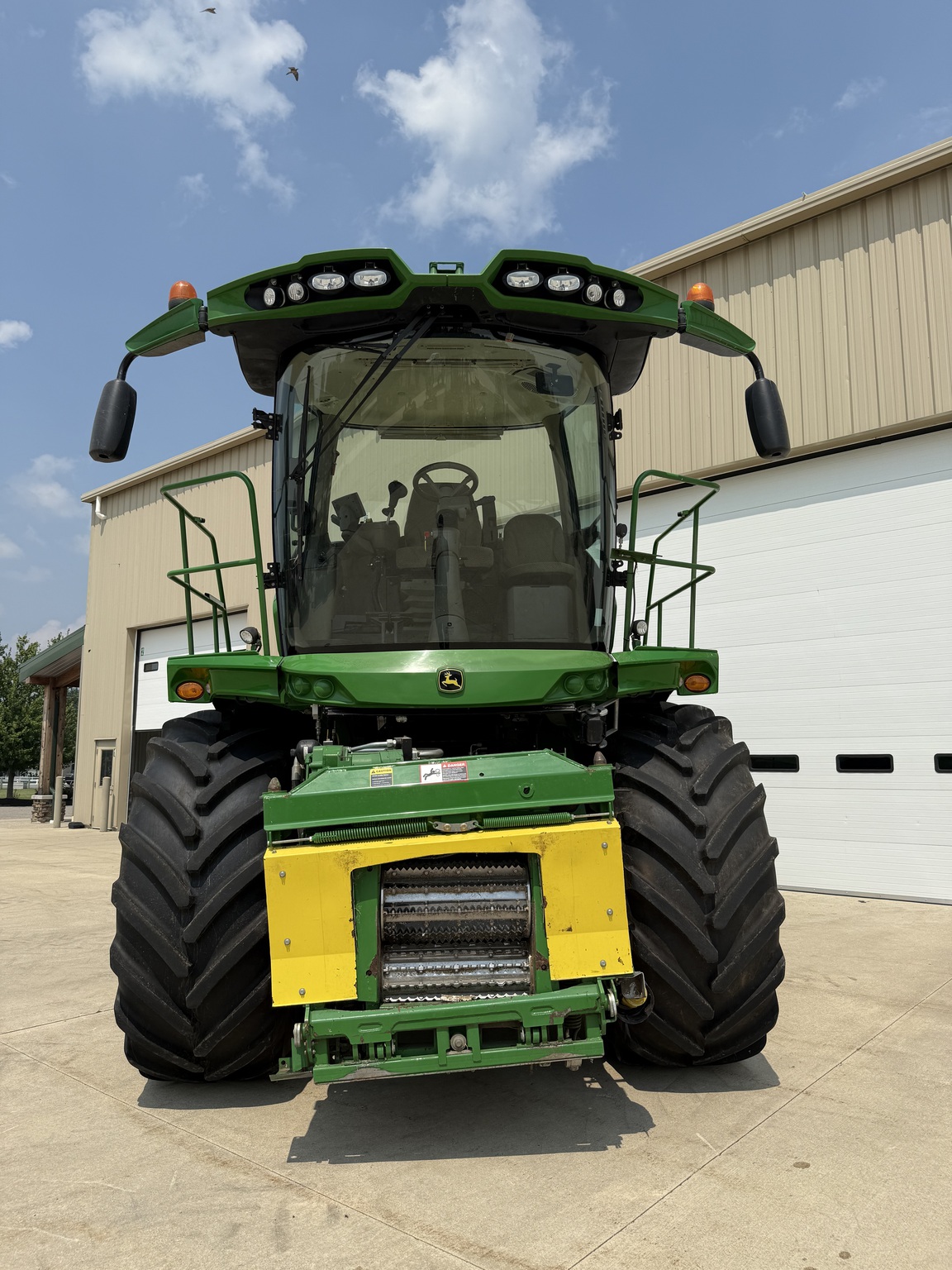 2015 John Deere 8400 Image 8