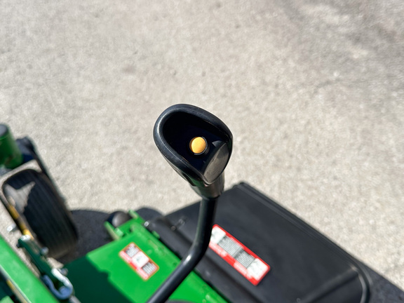 2023 John-Deere Z950R