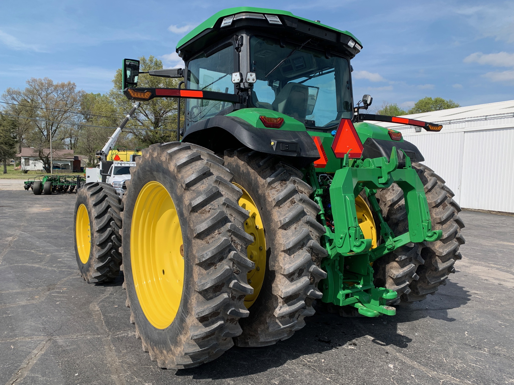  2024 John Deere 8R 340 at Heritage Tractor in Lamar, MO
