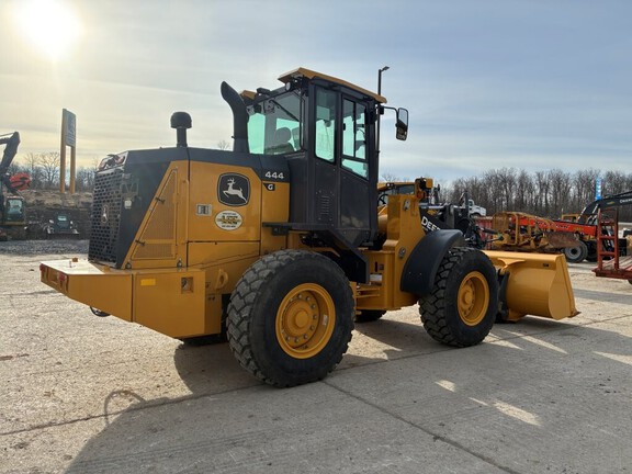 2024 John Deere 444G