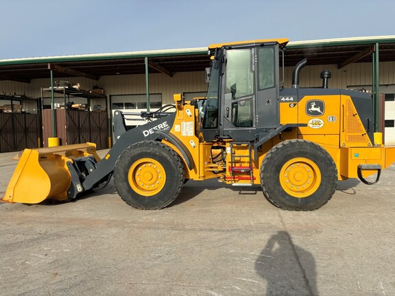 2024 John Deere 444G