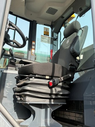 2024 John Deere 444G