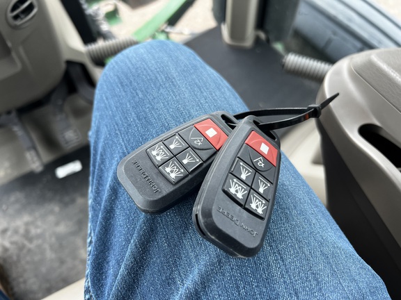 2023 John Deere 616R - Photo45