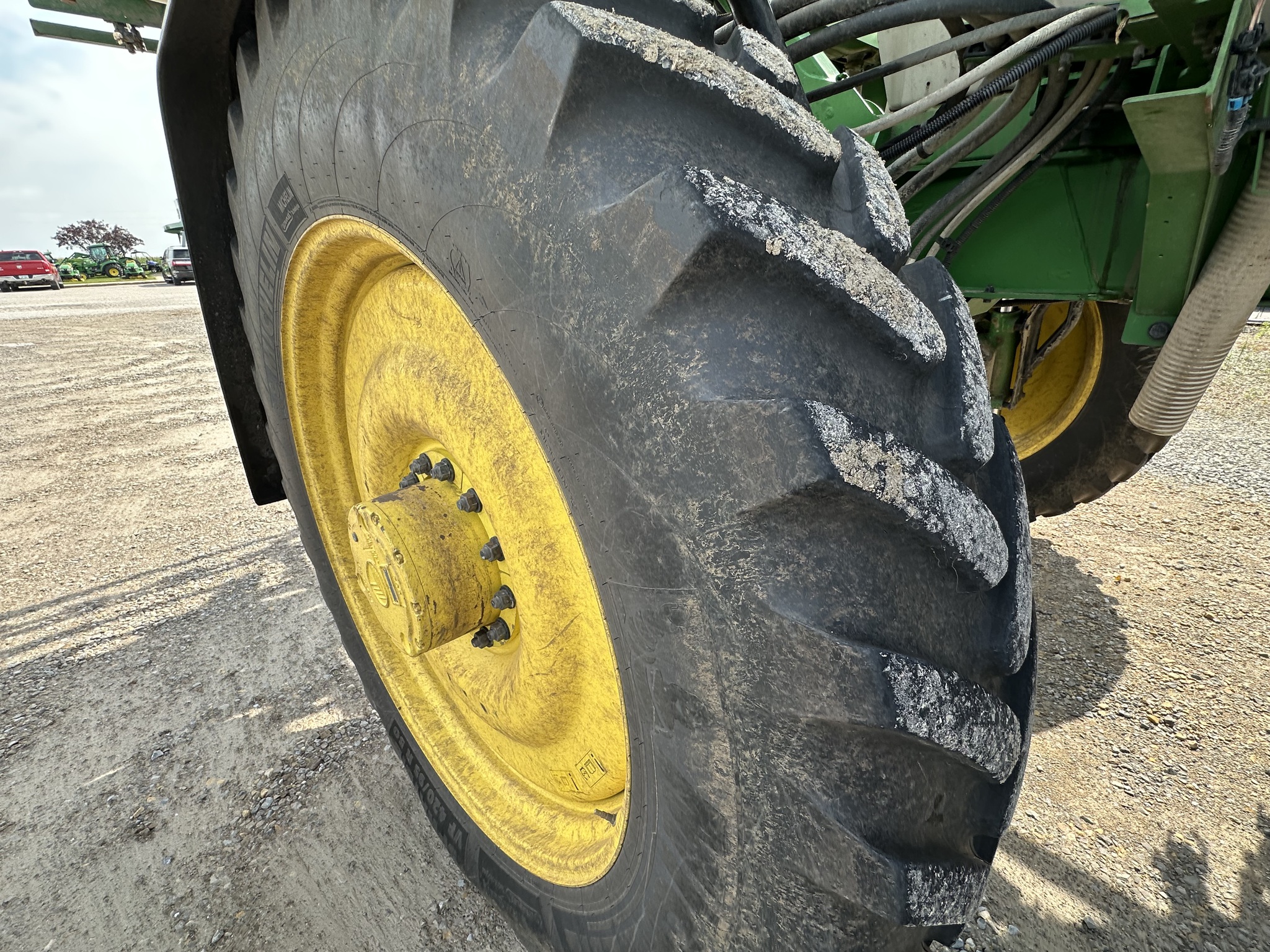 2022 John Deere 616R Image 10