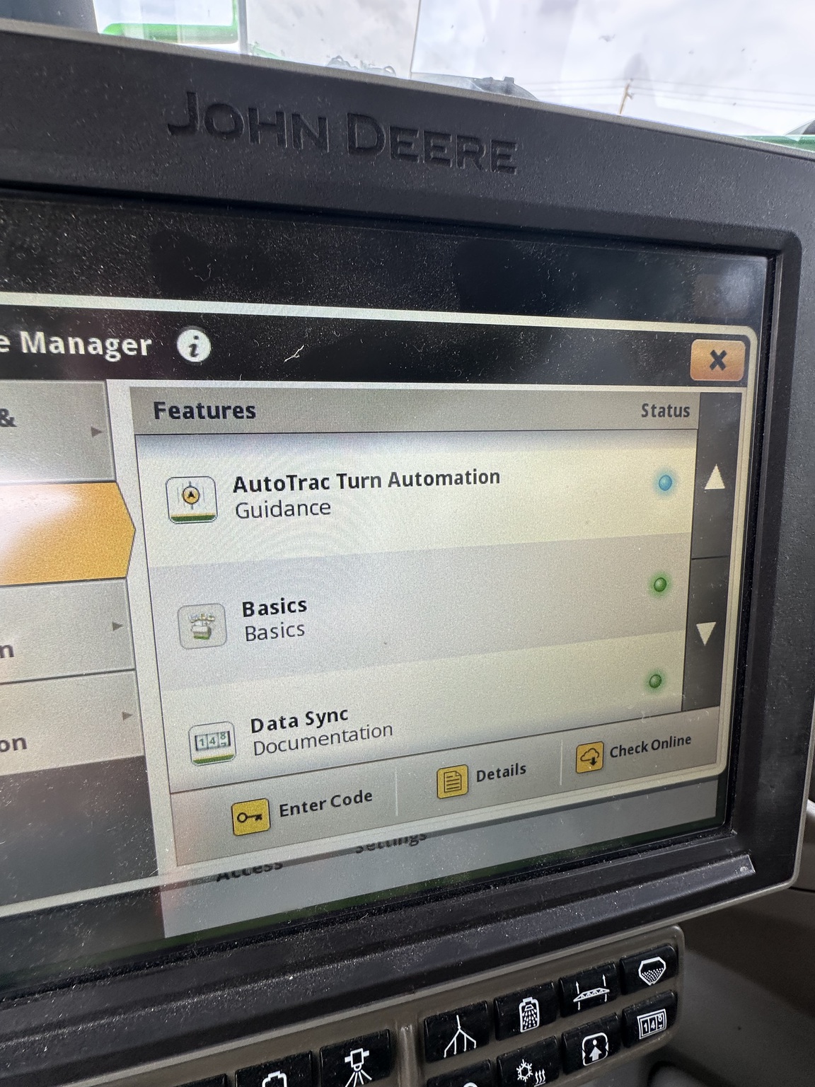 2022 John Deere 616R Image 18