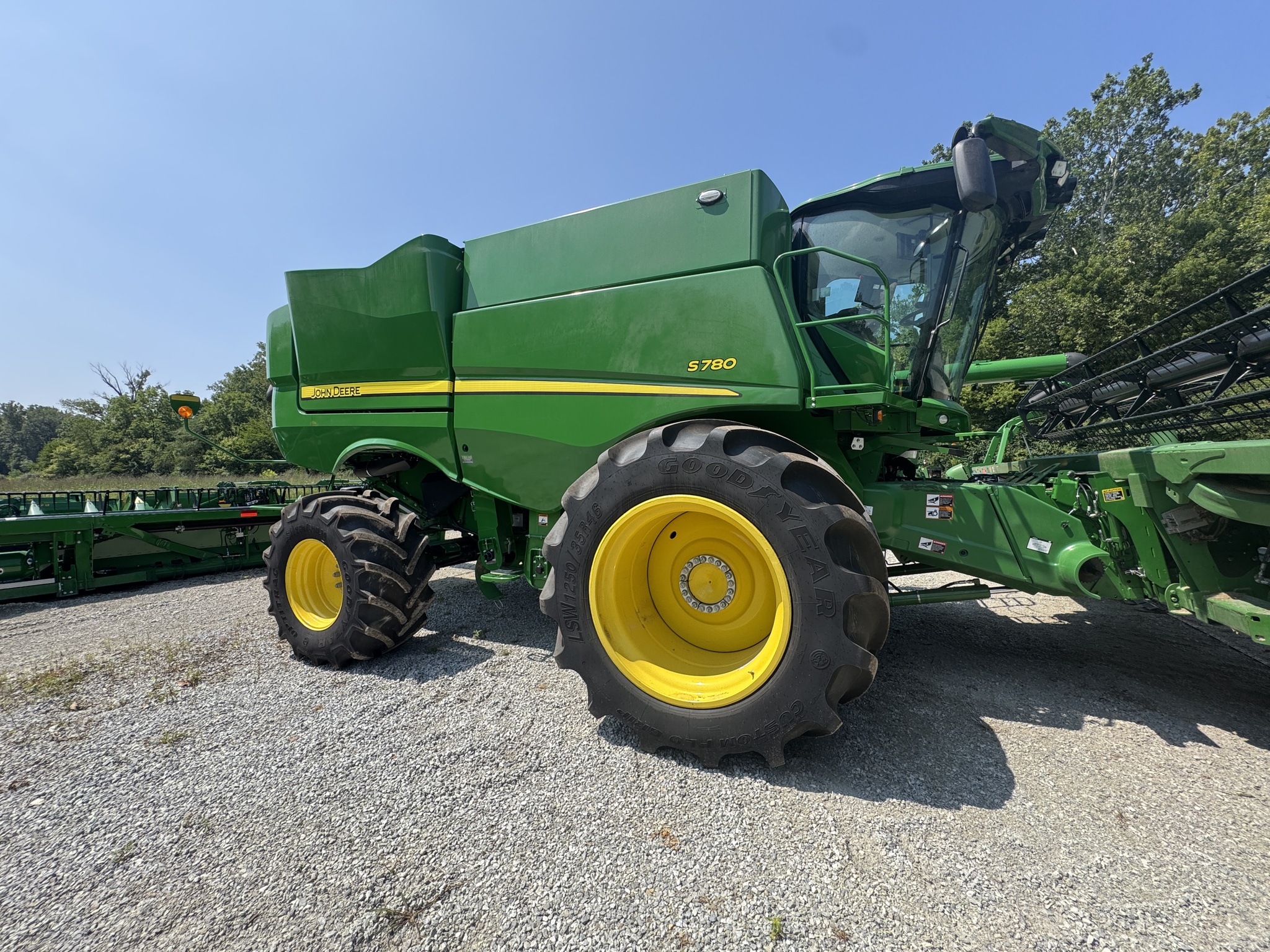 2024 John Deere S780 Image 2