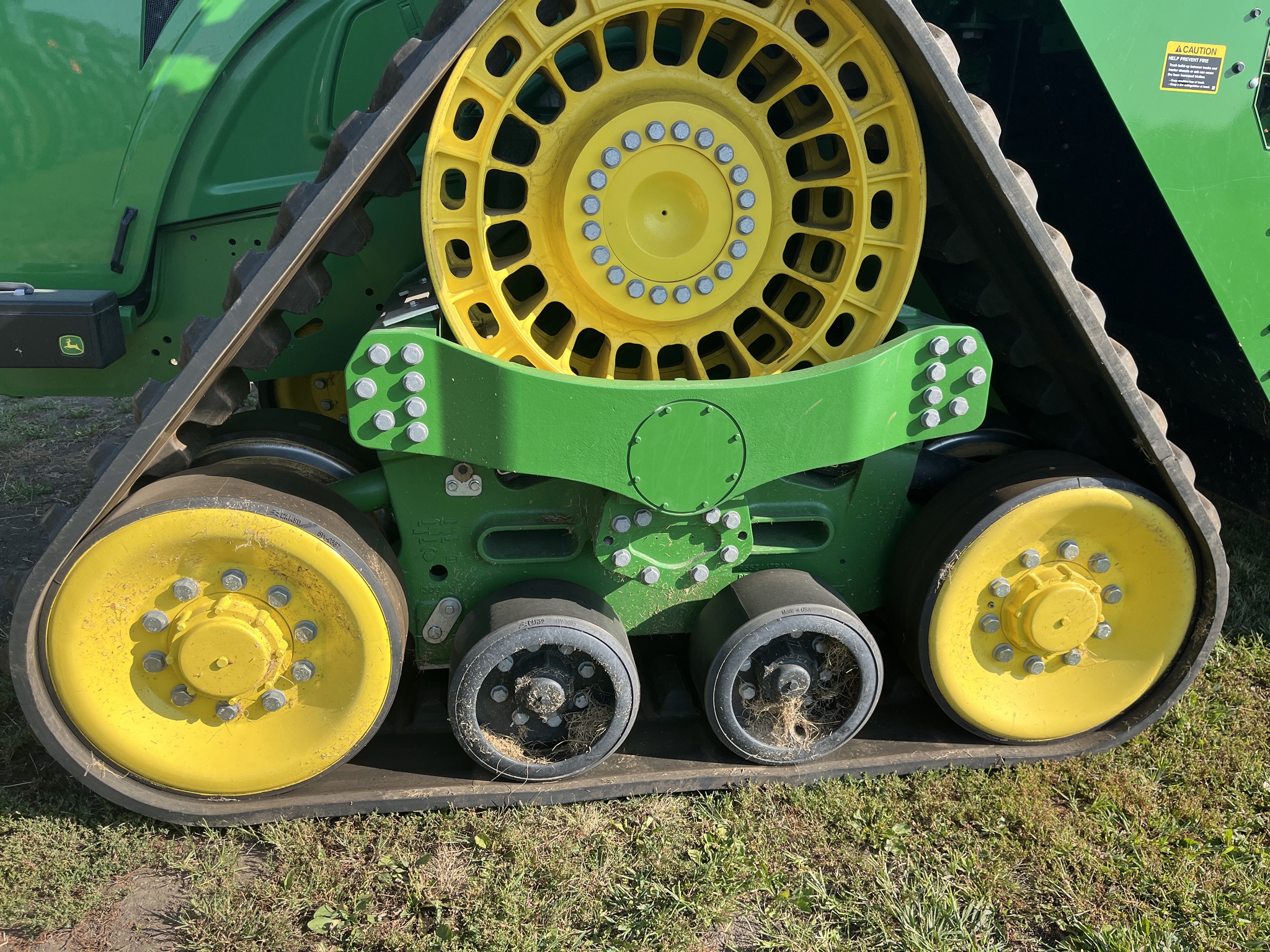  2024 John Deere 9RX 640 at Heritage Tractor in Monmouth, IL
