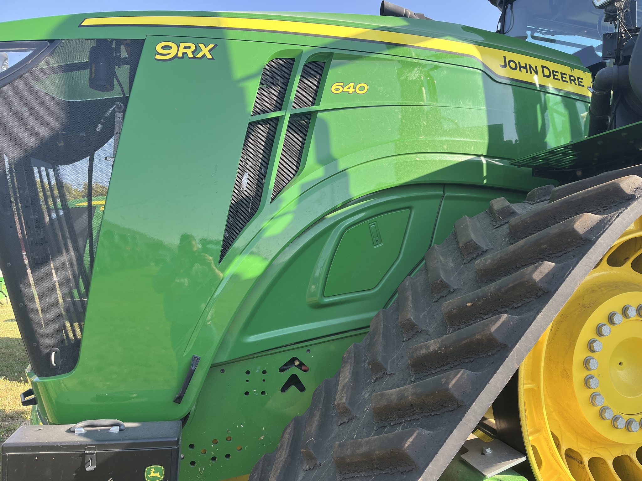  2024 John Deere 9RX 640 at Heritage Tractor in Monmouth, IL