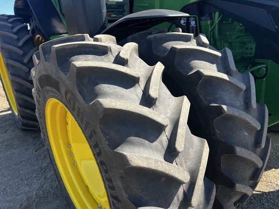 2023 John Deere 8R 370 - Photo12