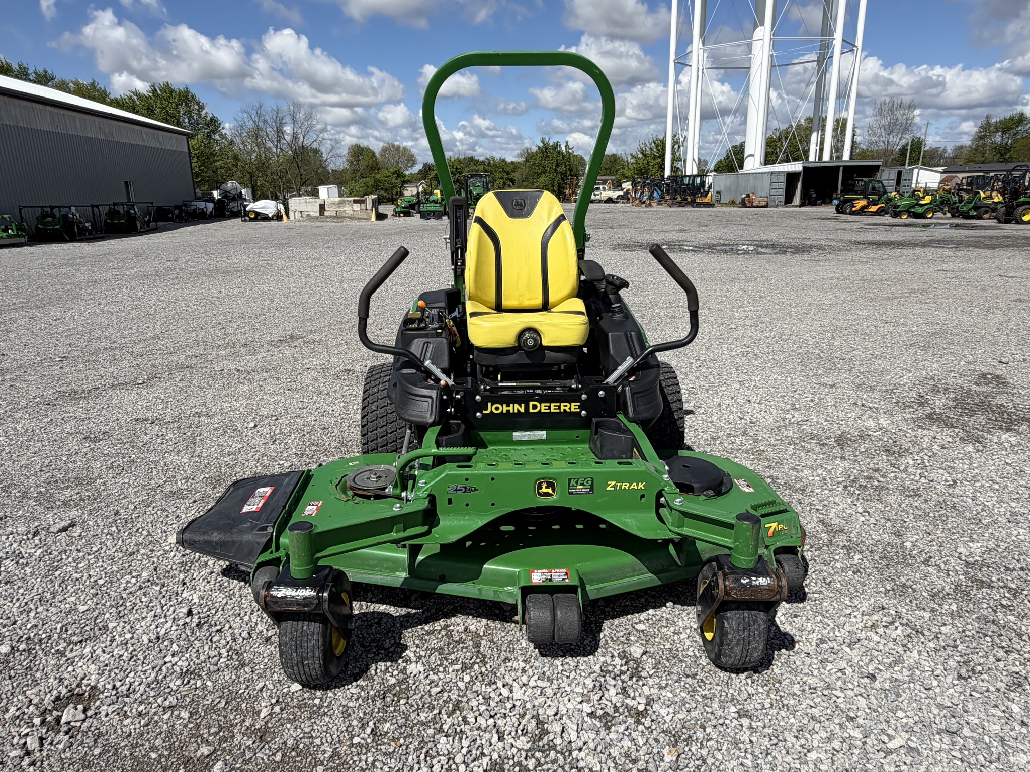 2022 John Deere Z950M Image 8