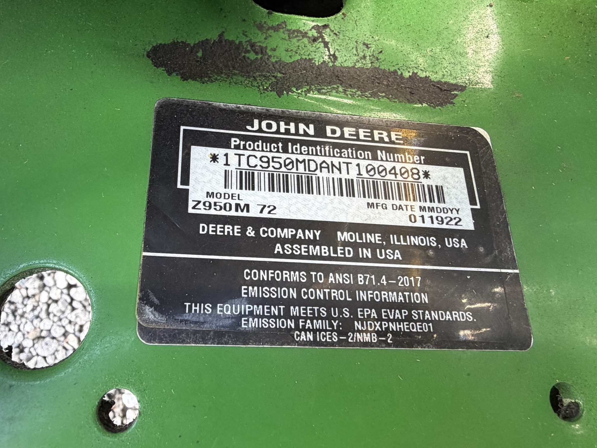2022 John Deere Z950M Image 16