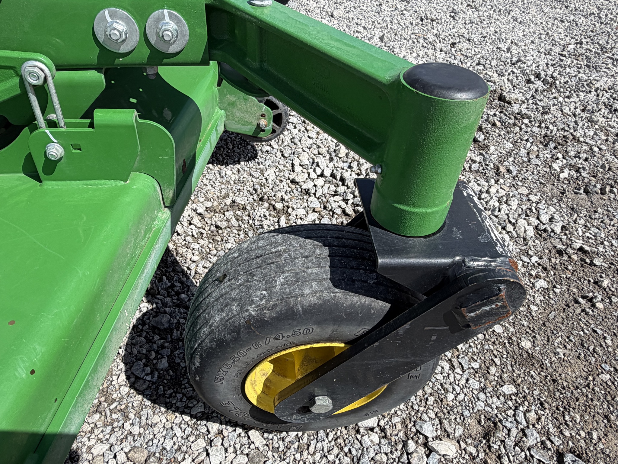 2022 John Deere Z950M Image 13