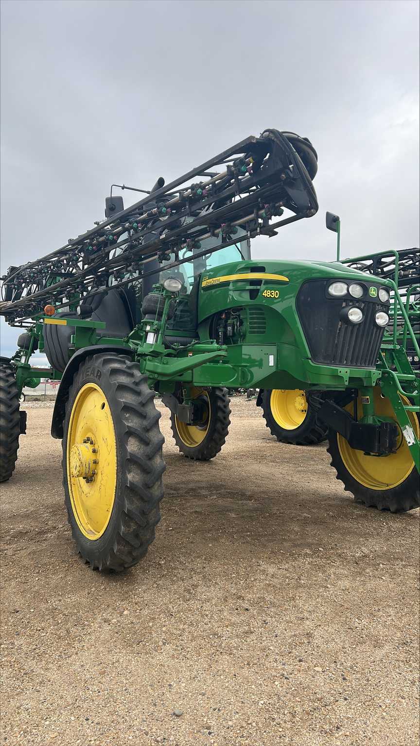 2013 John Deere 4830 Image 1