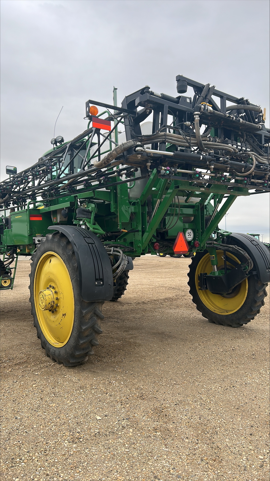 2013 John Deere 4830 Image 3