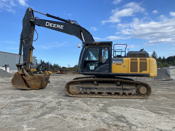 2018 John Deere 300G LC