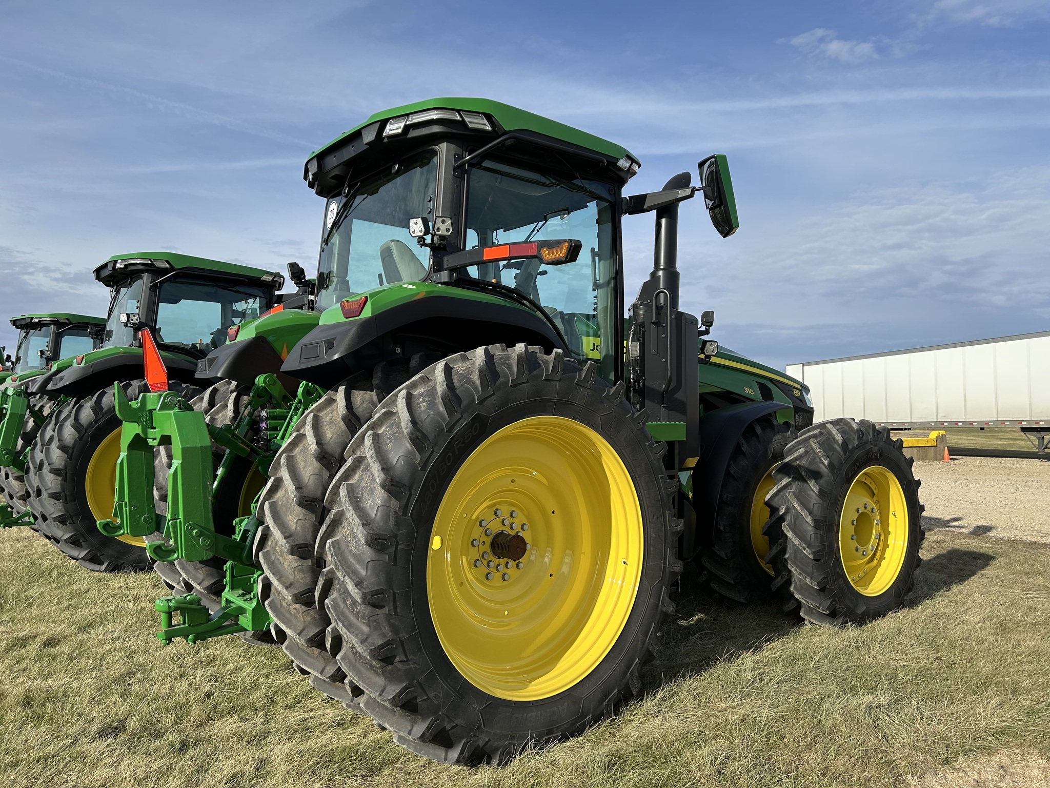  2023 John Deere 8R 310 at Heritage Tractor in Lacon, IL