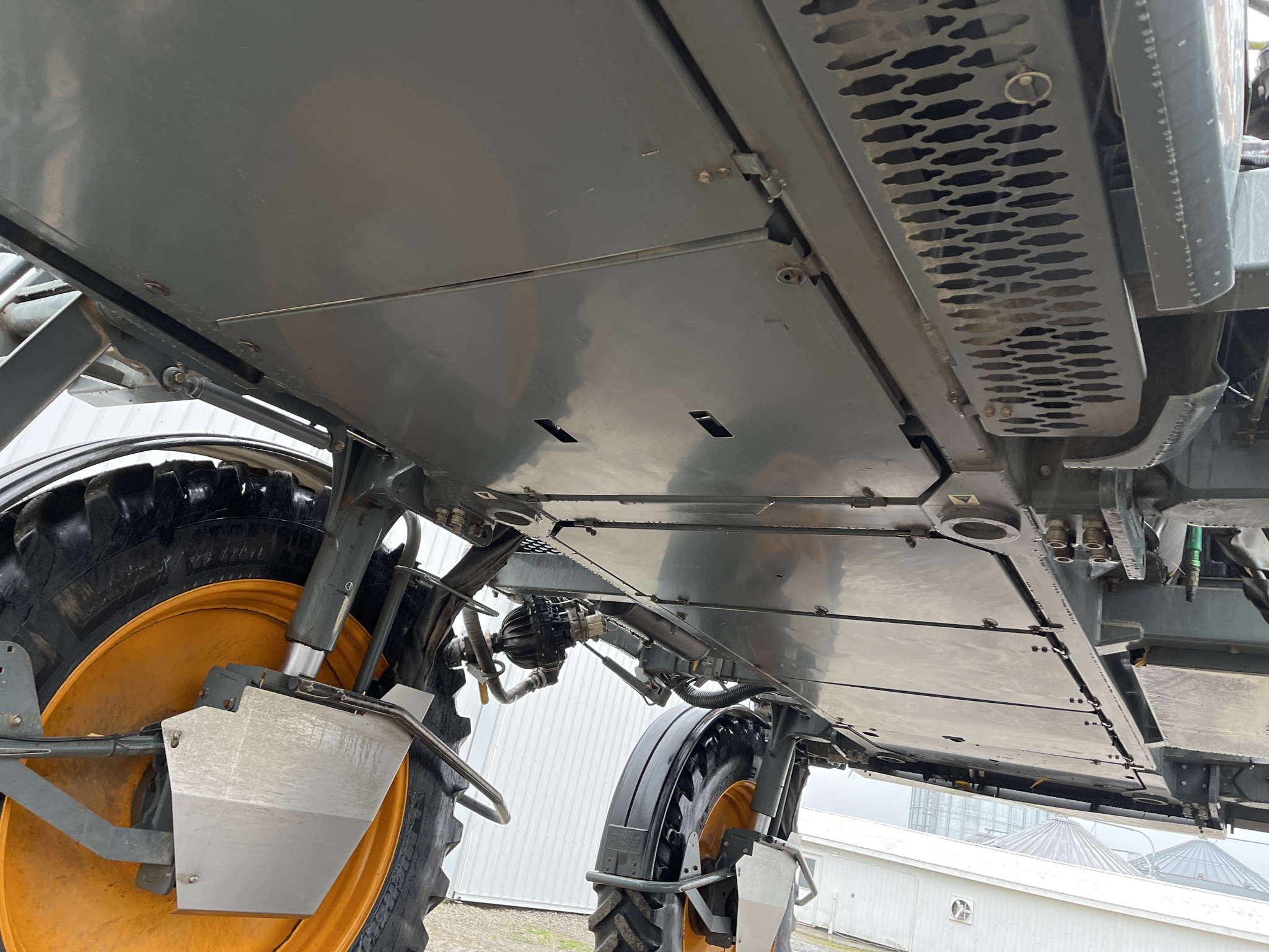 Used 2018 Hagie STS12 Self Propelled Sprayers at Koenig Equipment in Greensburg, IN - PhotoXL9