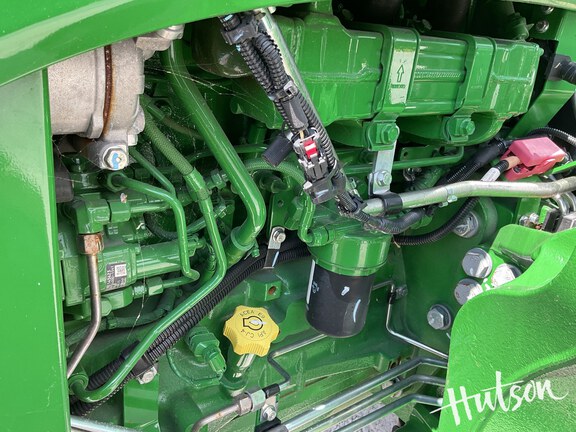 Photo of 2023 John Deere 6105E
