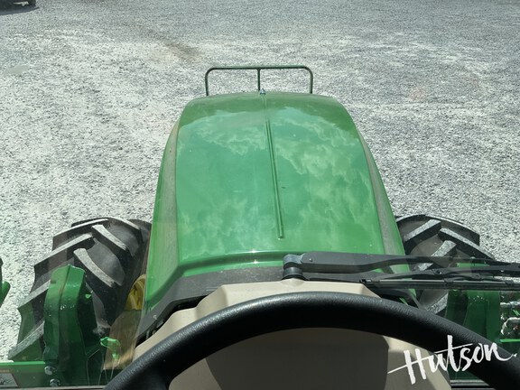 Photo of 2023 John Deere 6105E