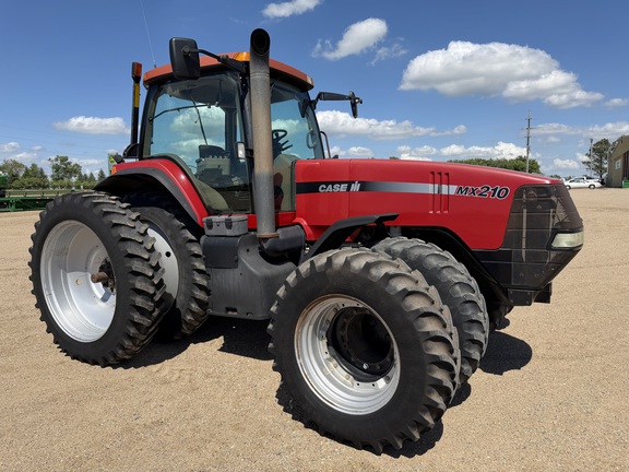  Case IH MX210