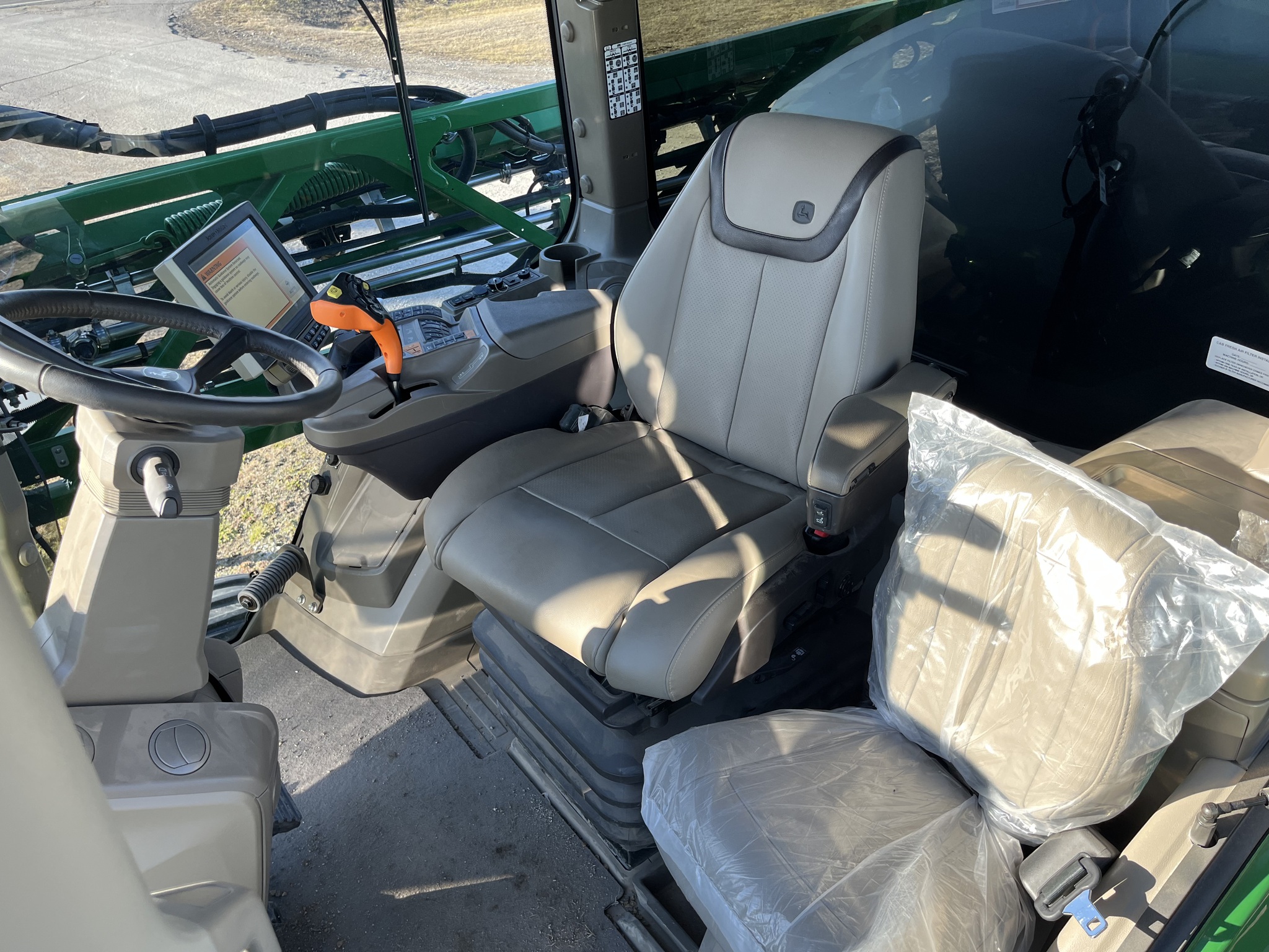  2024 John Deere 410R at Heritage Tractor in Seneca, KS