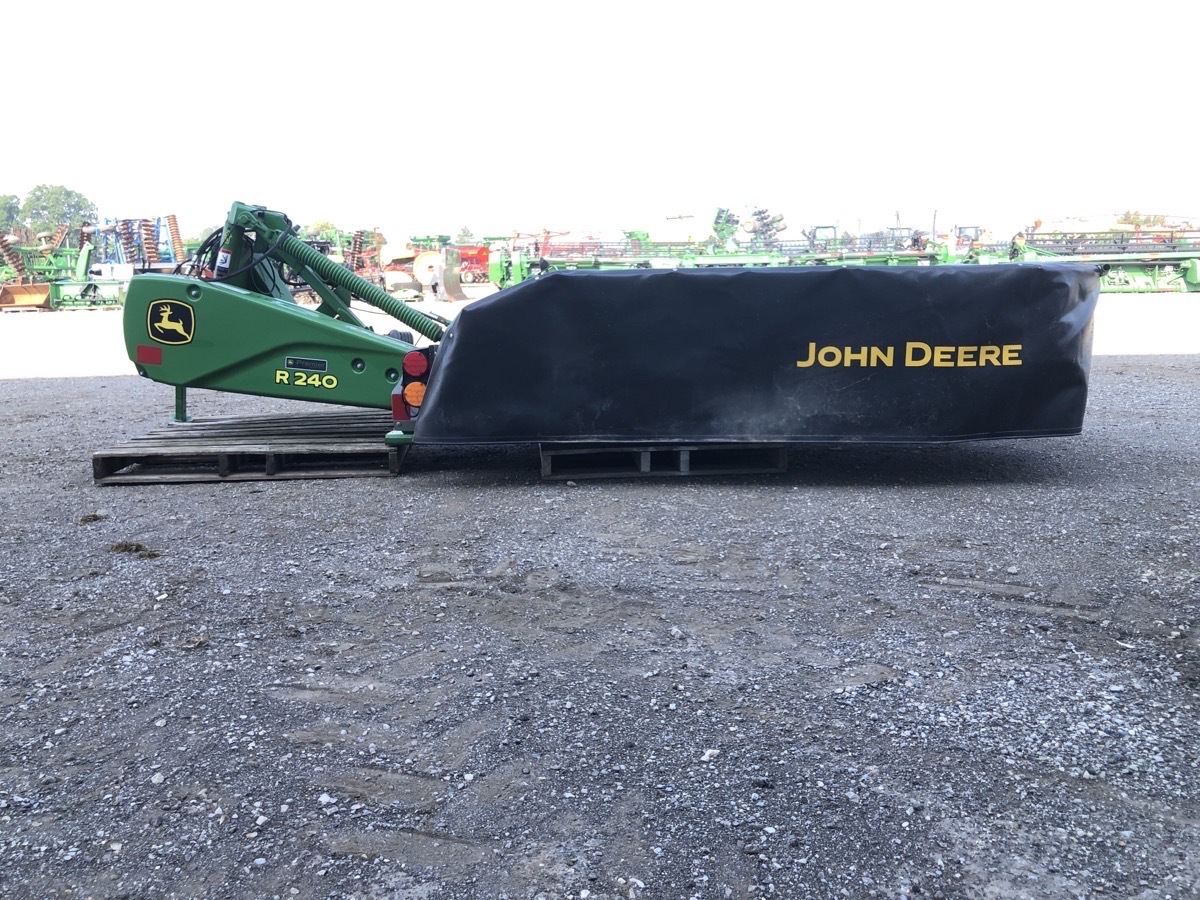 2023 John Deere R240 Image 6
