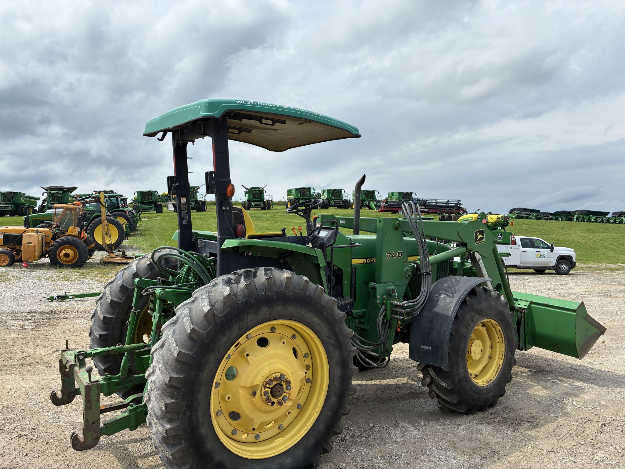 2002 John Deere 7410 Image 6