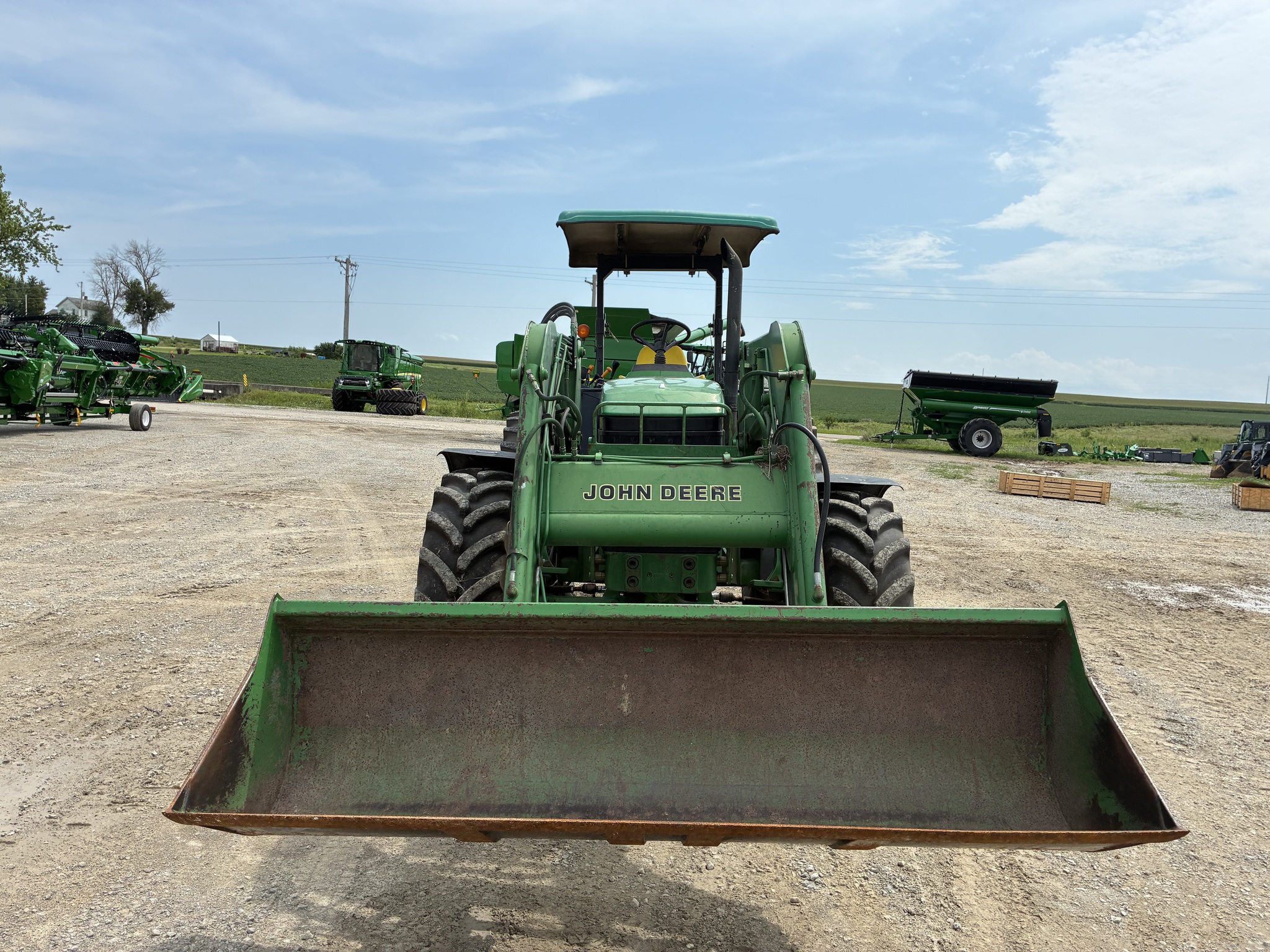2002 John Deere 7410 Image 9