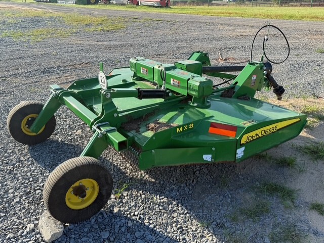 2021 John Deere MX8 Image 5