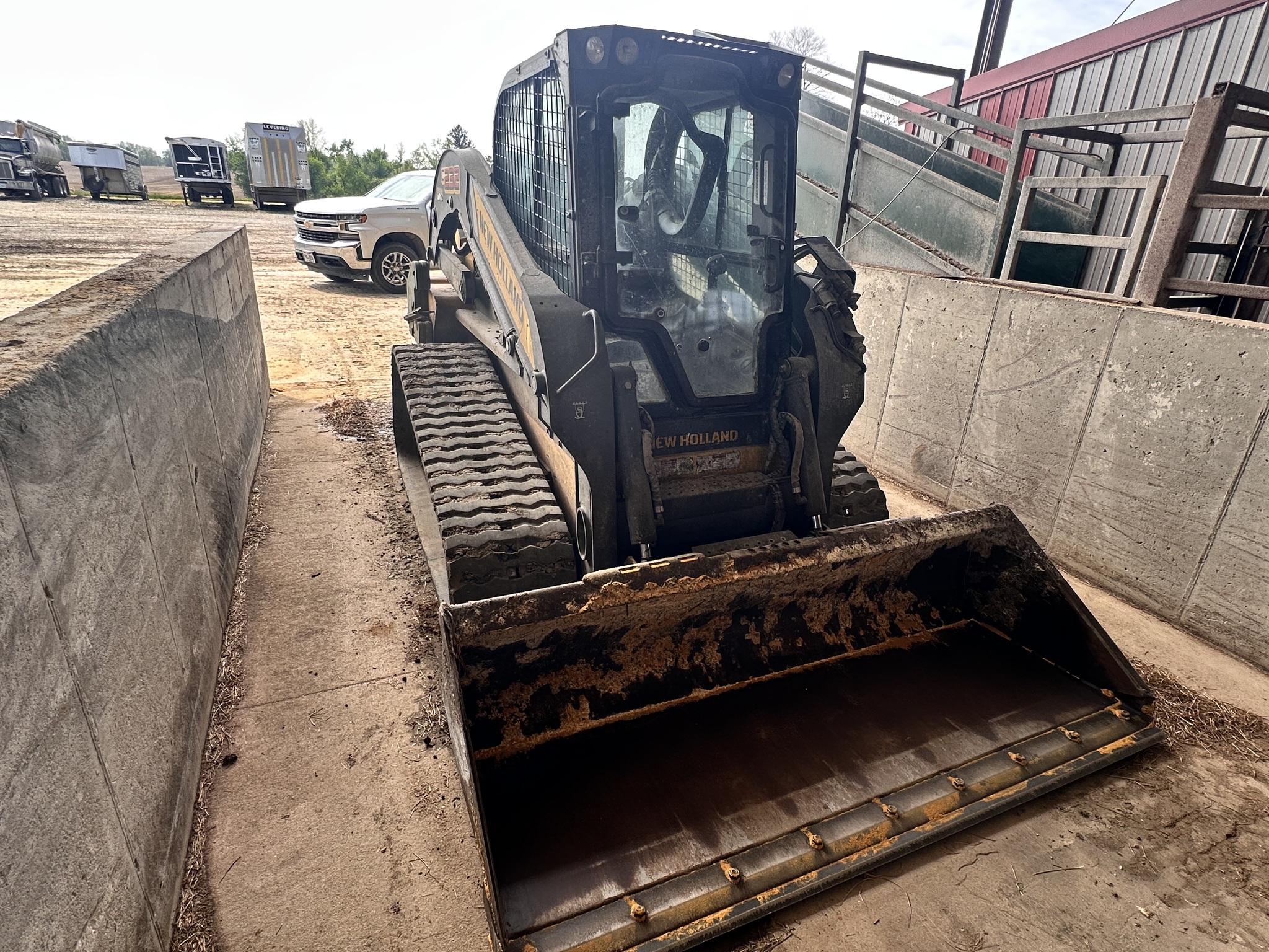 2012 New Holland C232 Image 1